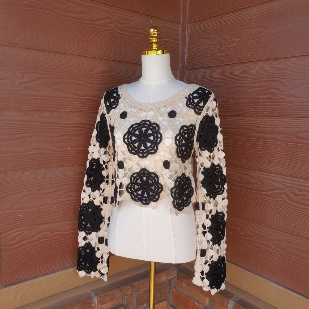 SHEIN Cream and Black Long Sleeve Crochet Bell Sleeve Cover-Up Beachwear Top - Picture 9 of 14
